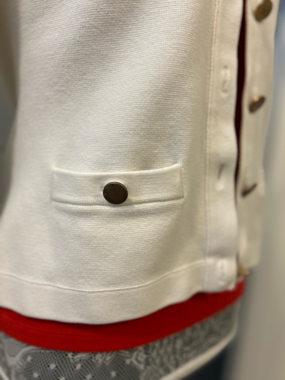 Banana Republic Cream Knit Cardigan - Picture 3 of 10